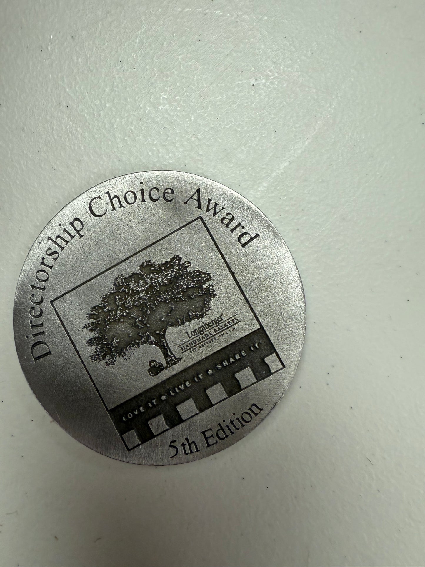 Longaberger bee 2003 choice award medallion