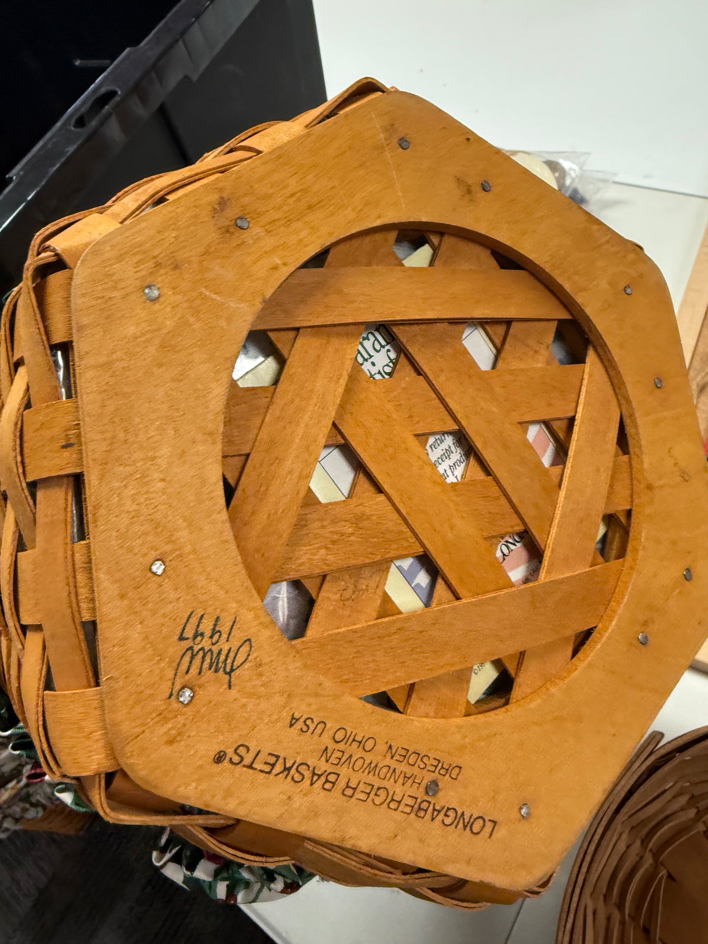 Longaberger 1997 snowflake with liner and protector