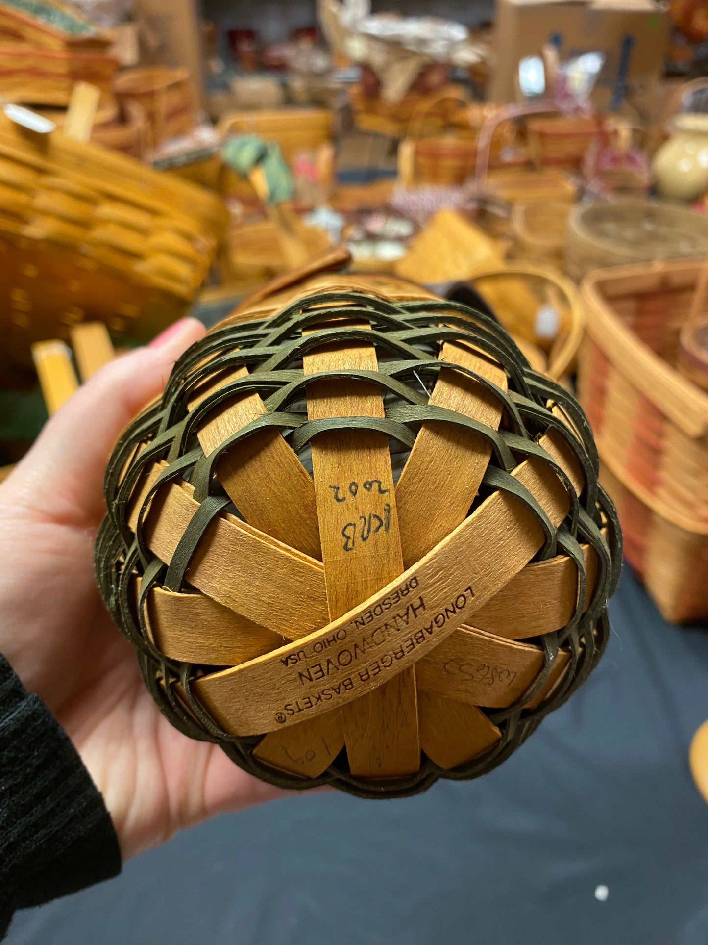 Longaberger Santa’s helper with liner and protector