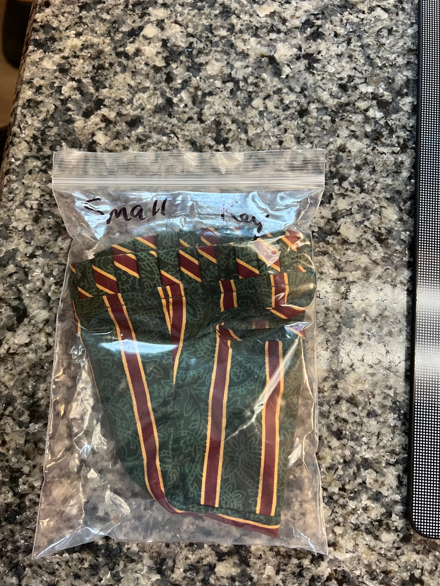 Longaberger Small key liner in imperial stripe