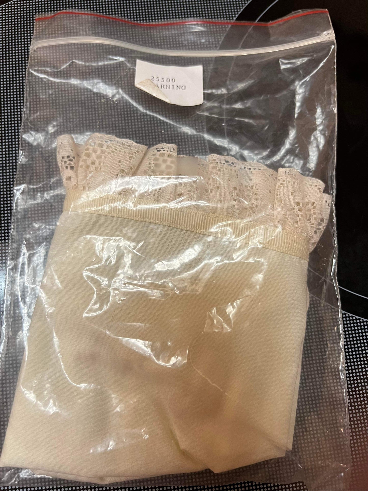 Homestead Darning Liner in natural with Lace