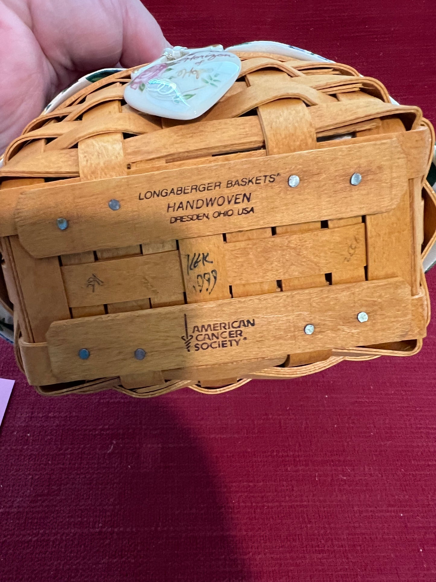 Longaberger 1999 horizon of hope basket with liner, protector, lid & tie on