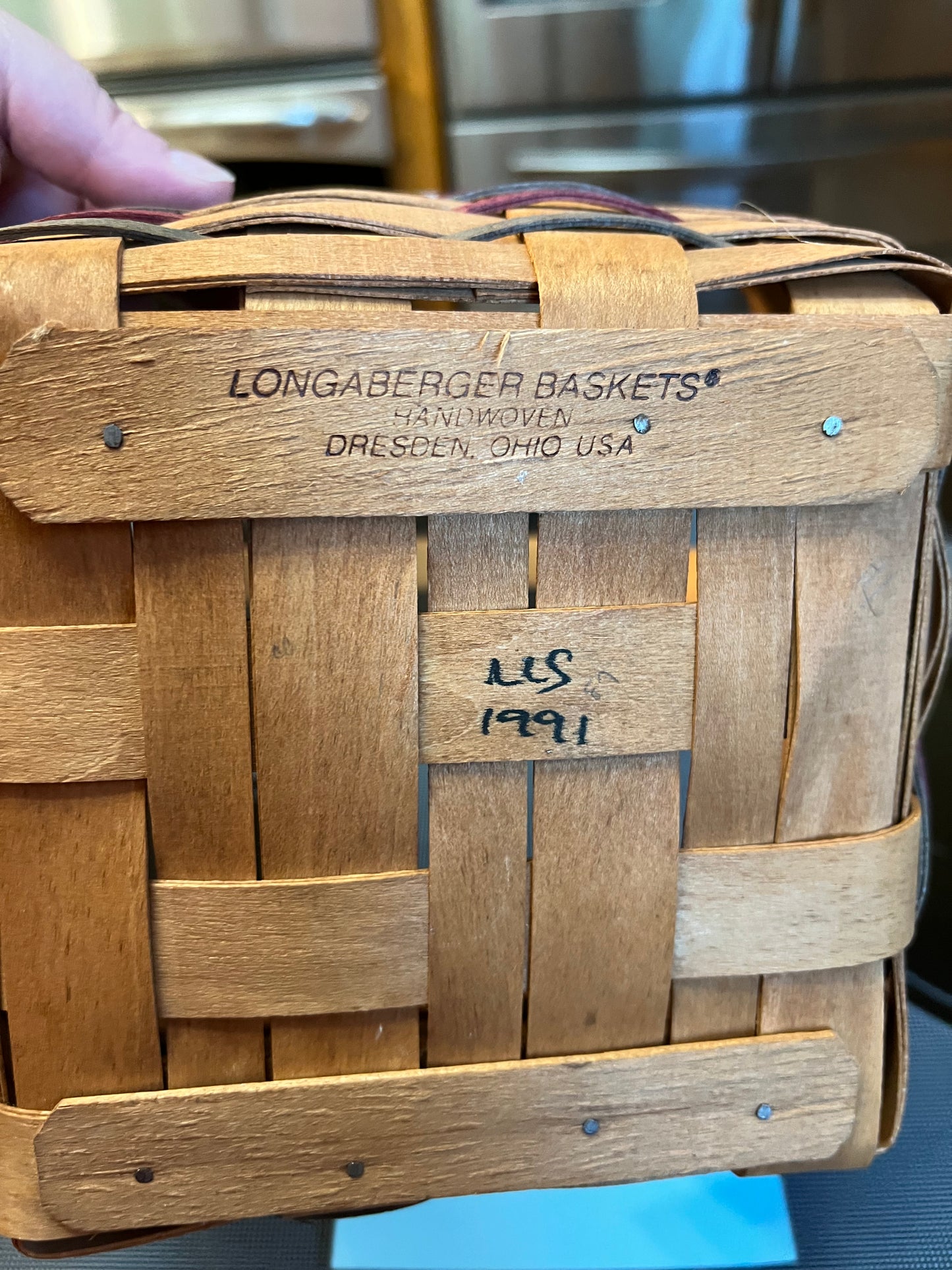 Longaberger 1991 bee basket