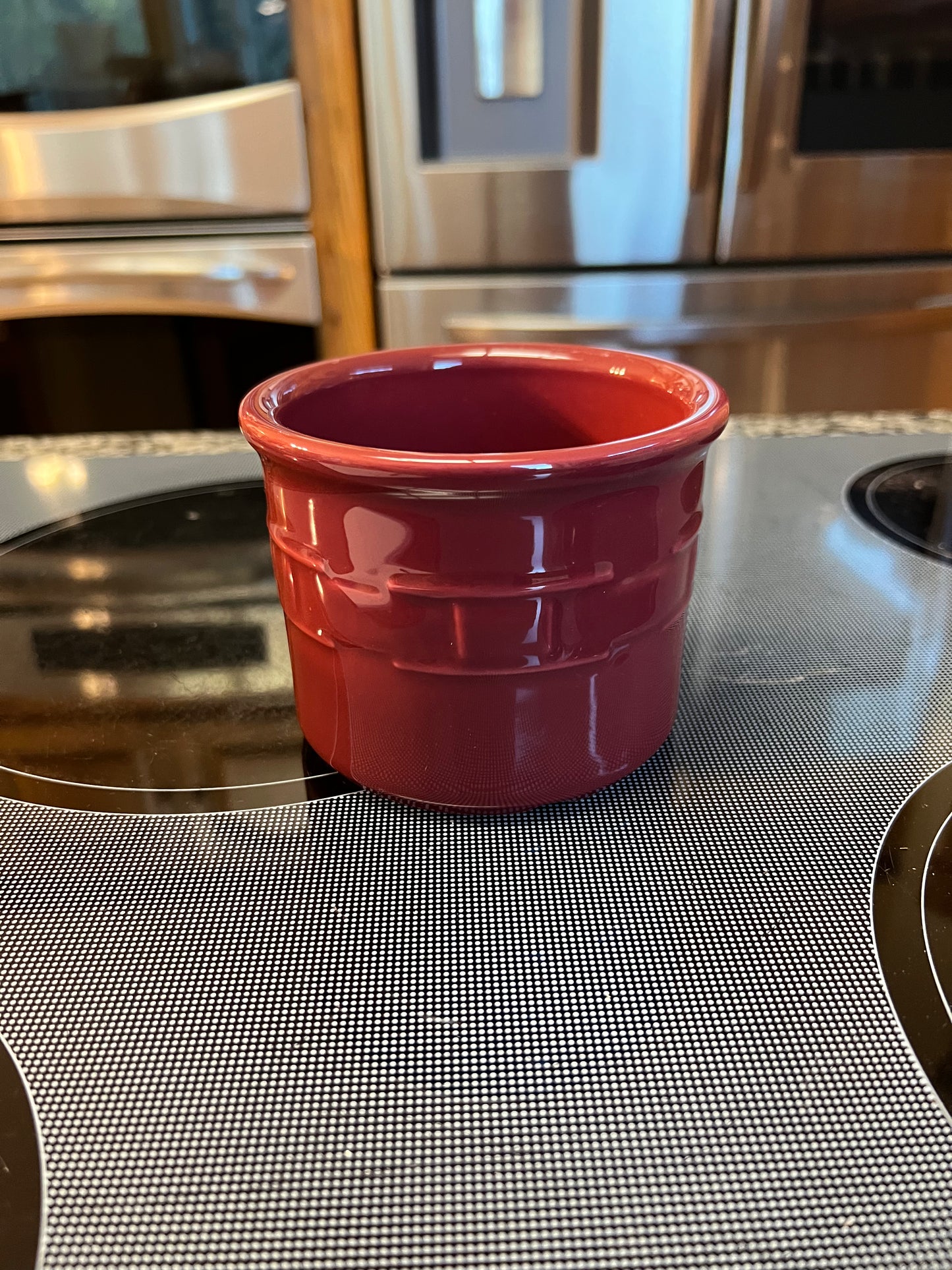 Longaberger salt/ pint Croc in paprika