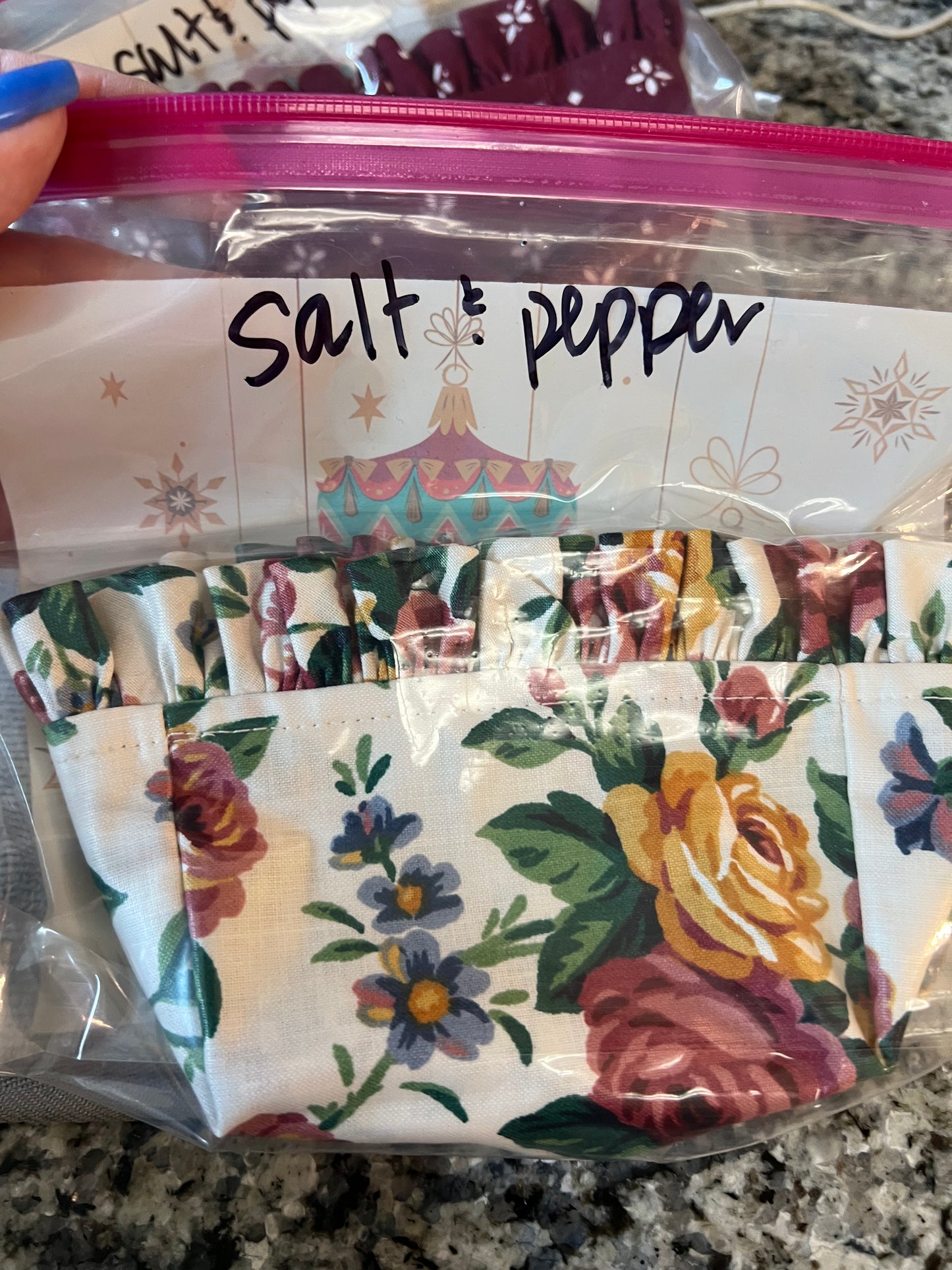 Longaberger salt & pepper liner in garden splendor