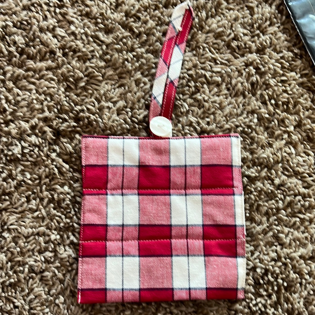 Longaberger handle gripper in picnic plaid