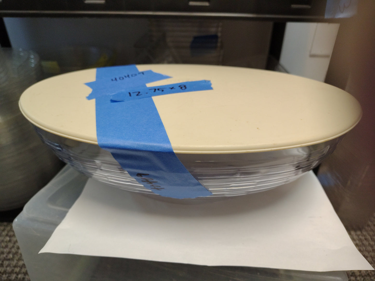 #40409 Longaberger 12.75x8 hard oval lidded protector