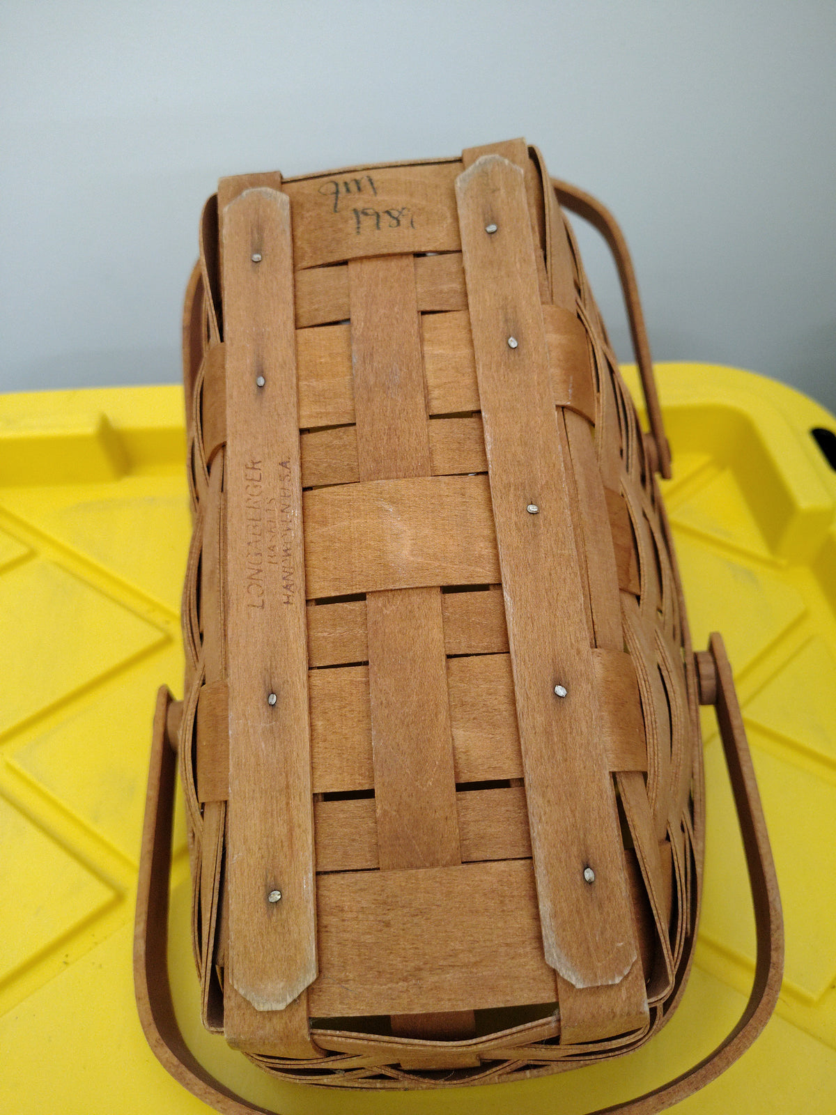 Longaberger vintage medium vegetable basket