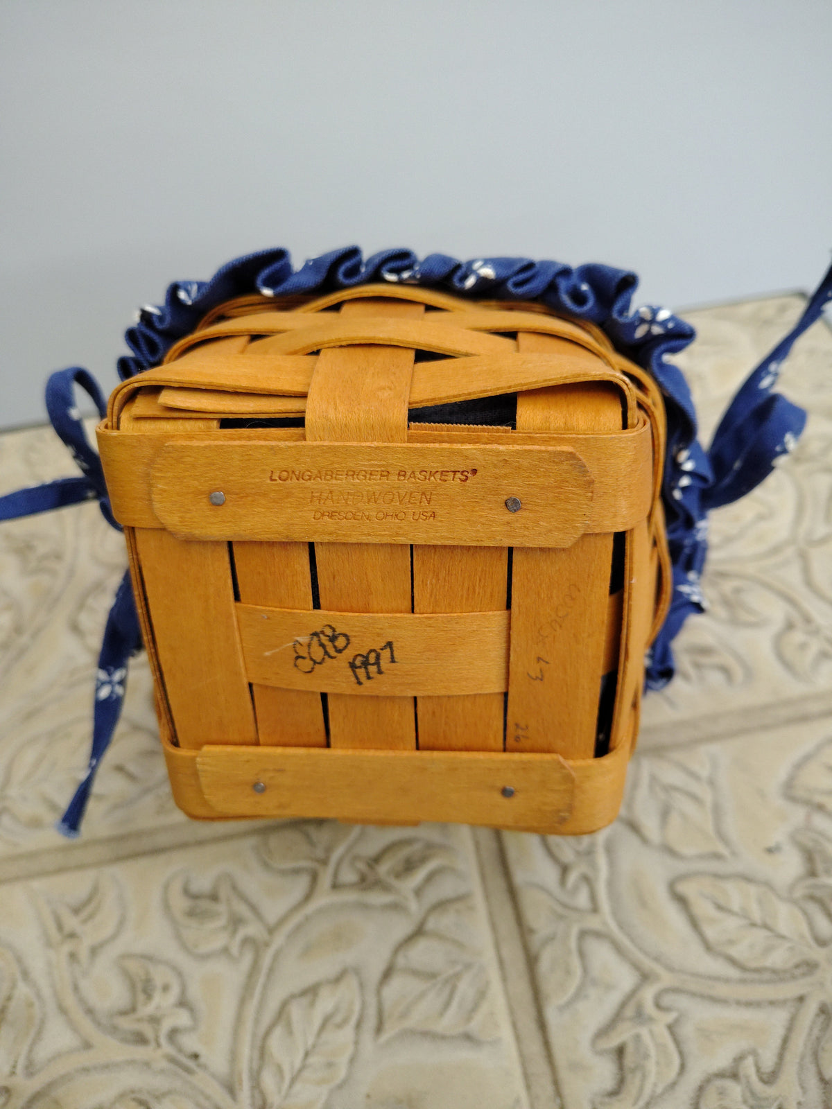 Longaberger small peg basket with liner