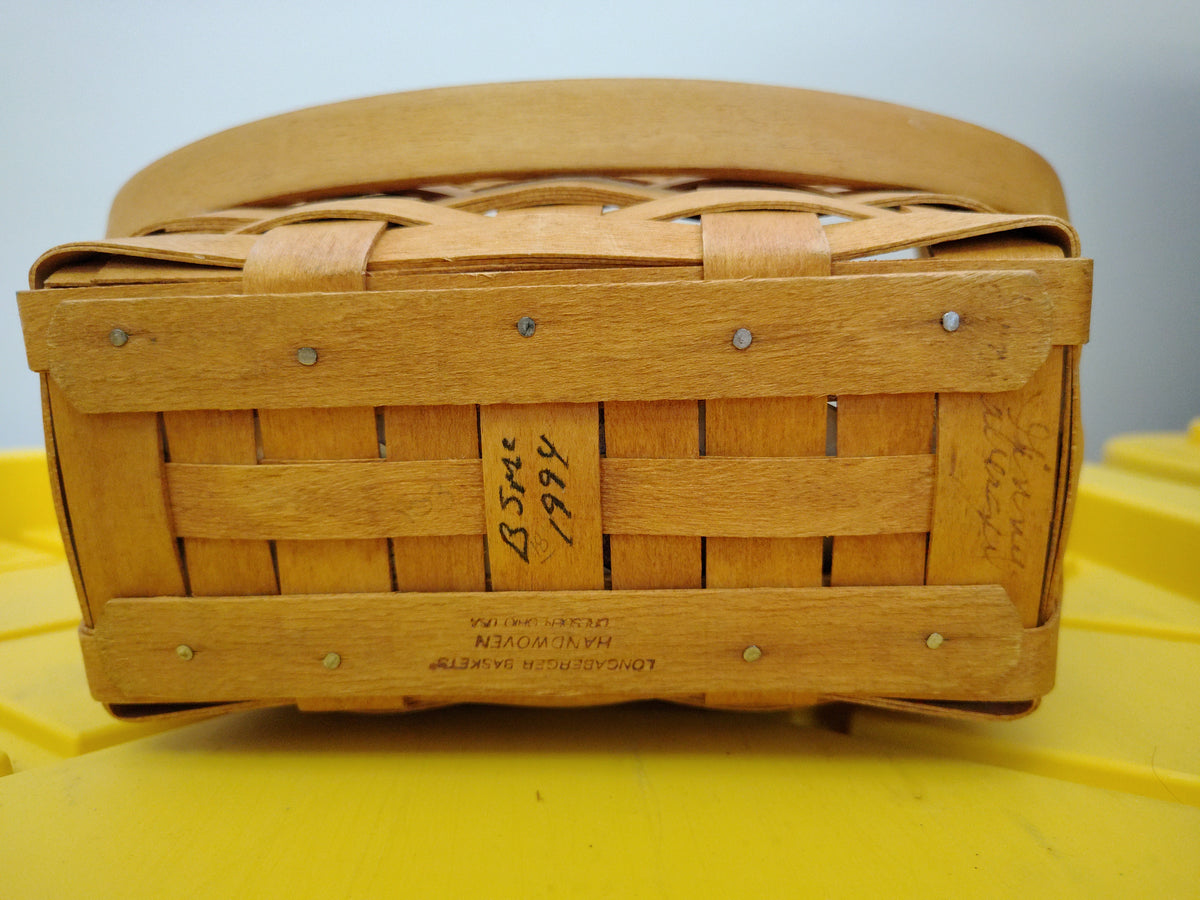 Longaberger Dresden basket with liner and tie on