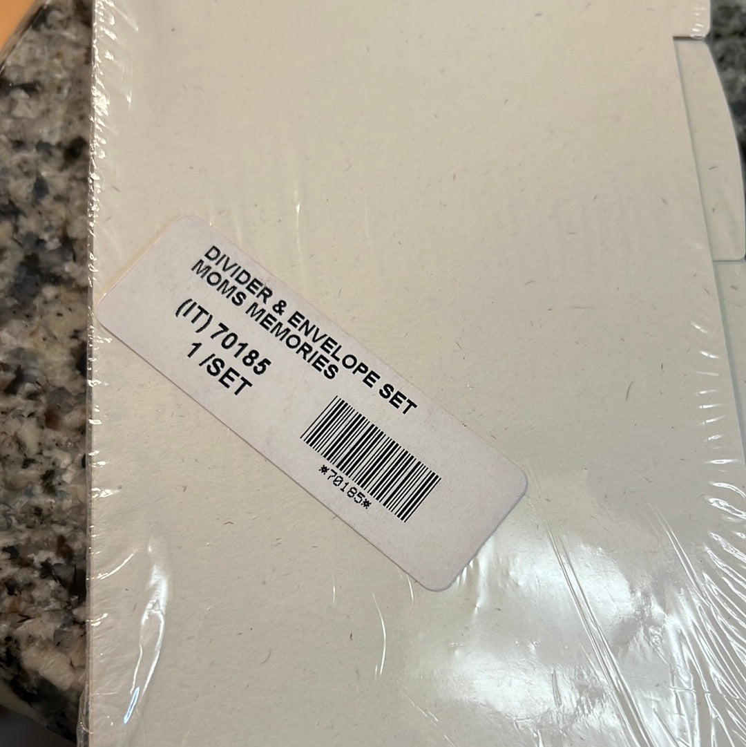 Longaberger moms memories card set and envelopes