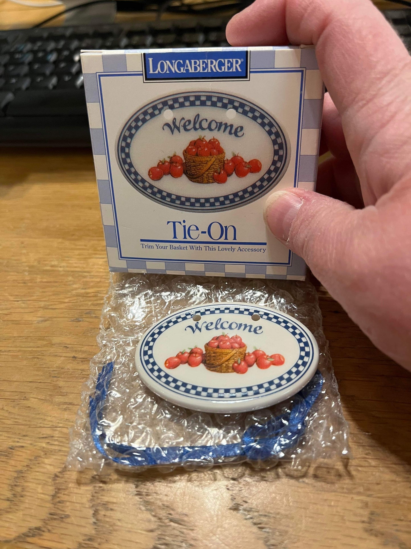 Longaberger welcome tie on (may not come in original box)