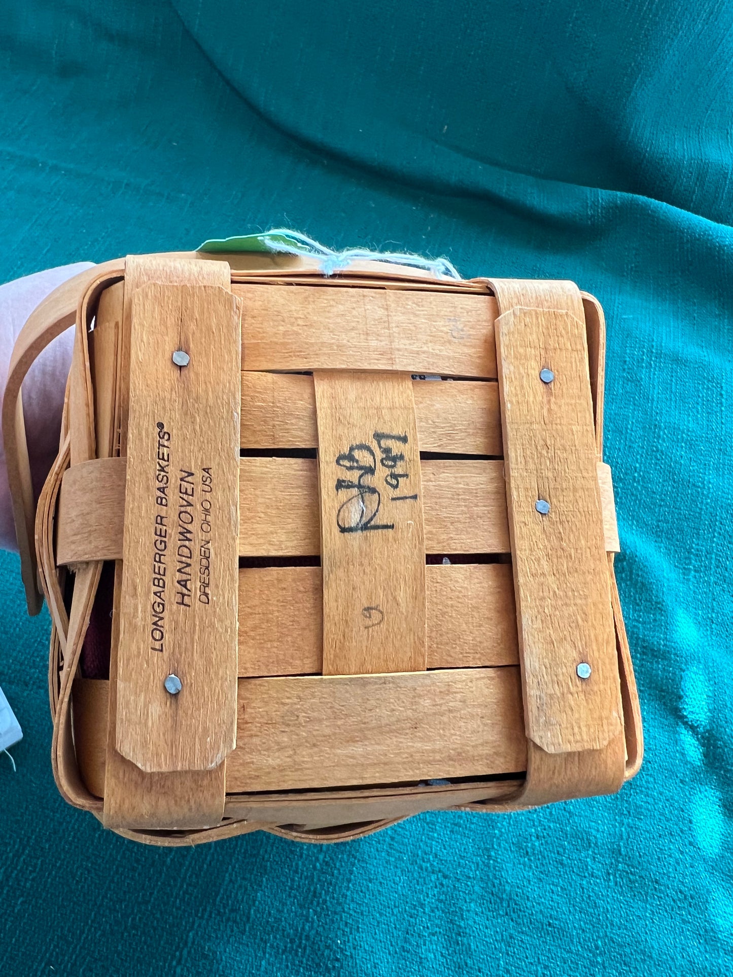 Longaberger peg basket with liner