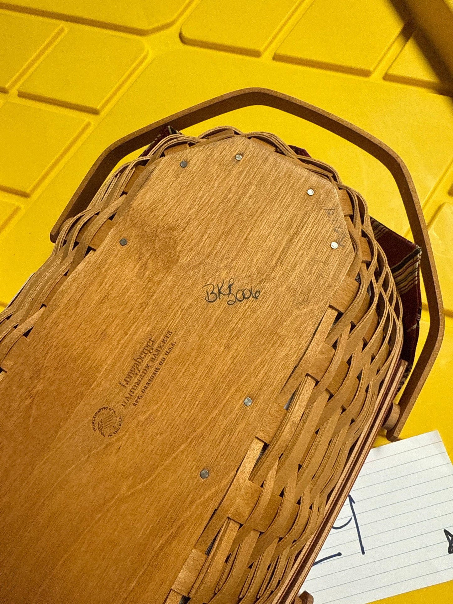 Longaberger 2006 natures garland basket with liner and protector