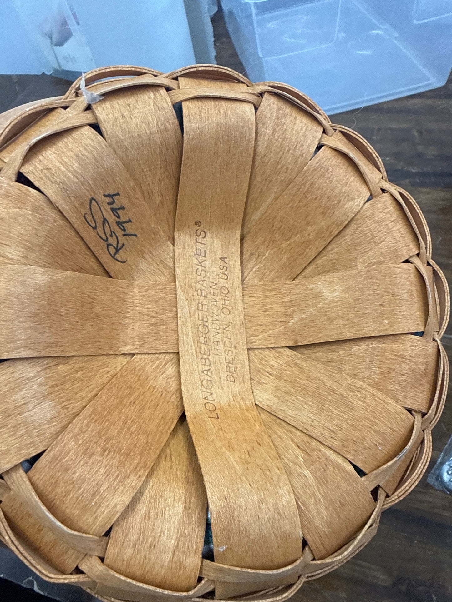 Longaberger medium fruit basket with liner and protector