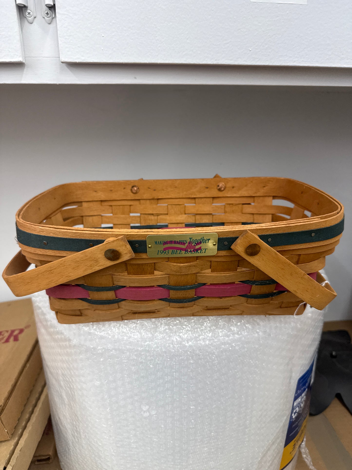 Longaberger 1993 bee basket