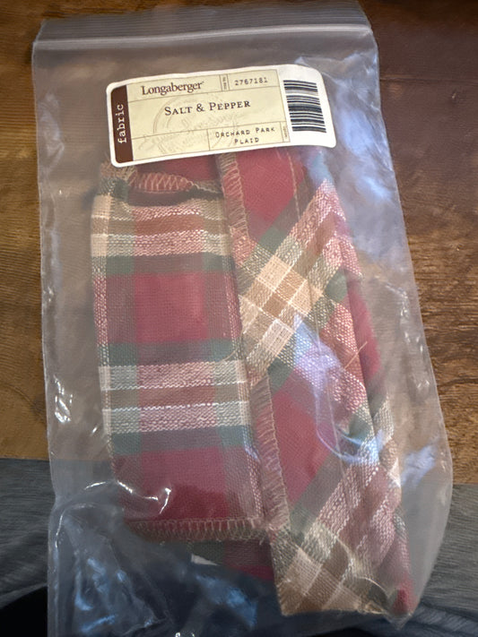 Longaberger salt and pepper liner in orchard park plaid