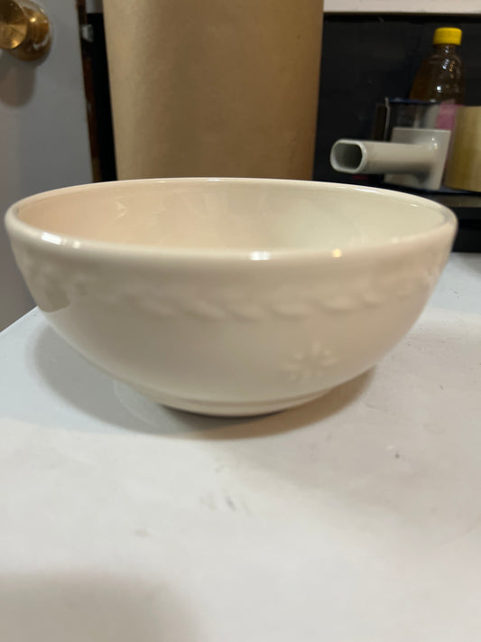 Longaberger stacking bowls in ivory - new pattern