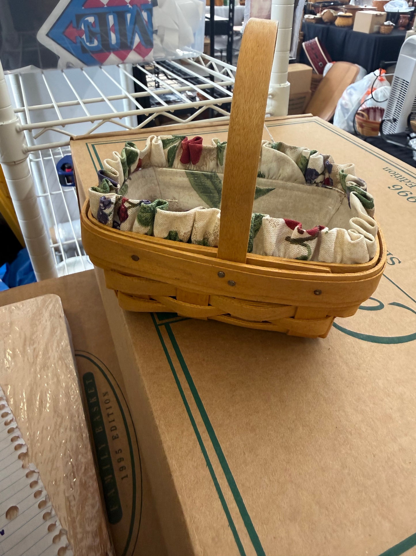 Longaberger parsley basket with liner and protector