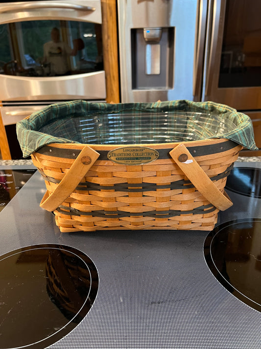 Longaberger Traditions collection community basket with liner & protector