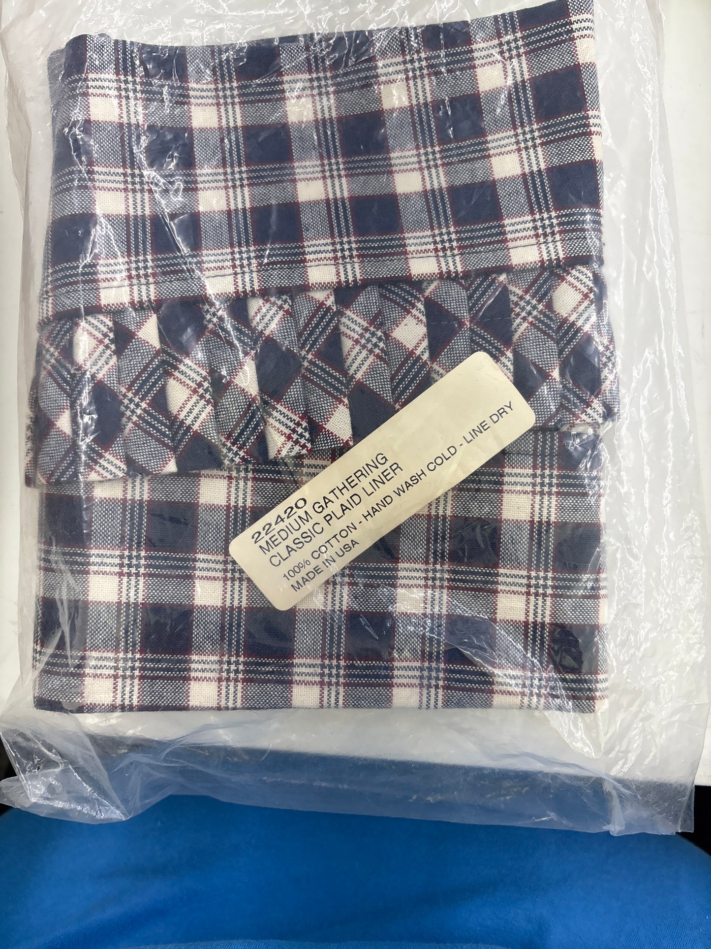 Longaberger Medium Gathering liner in JW Classic Plaid