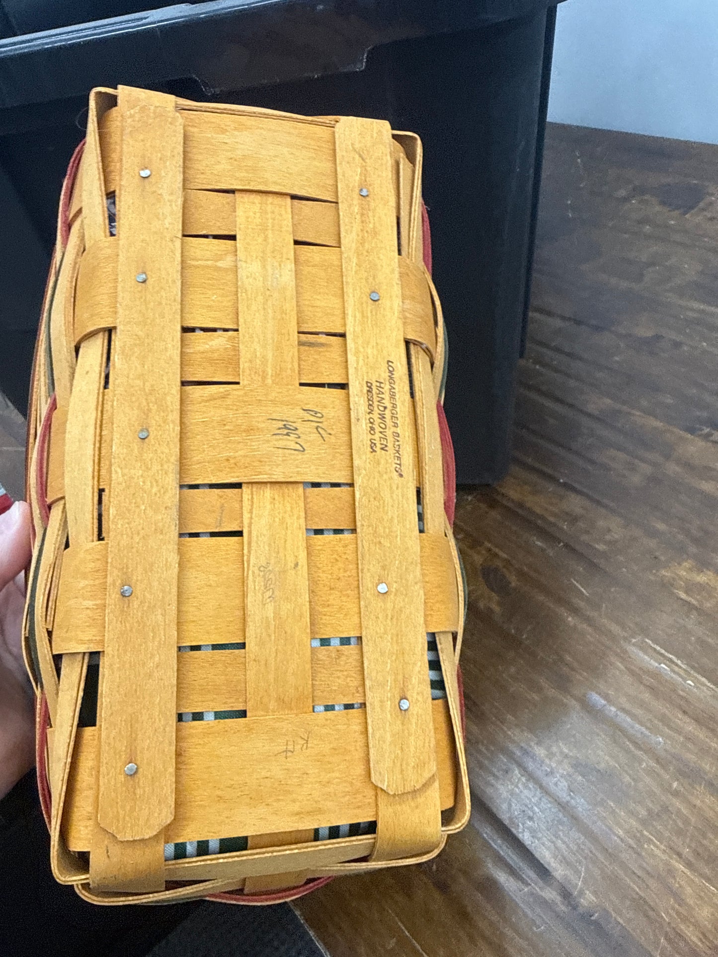 Longaberger medium sleigh with liner and protector