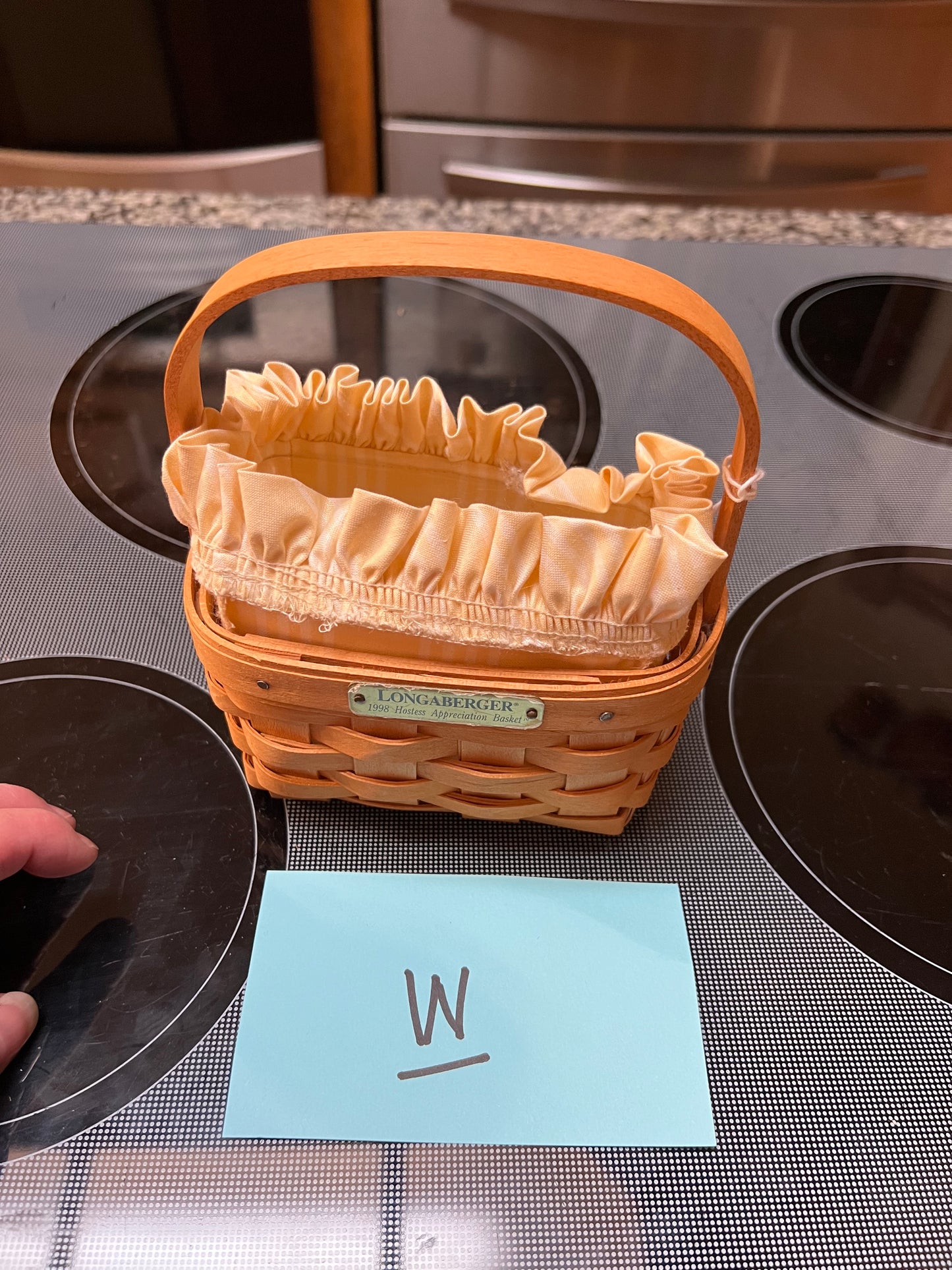 Longaberger 1998 Hostess Appreciation Basket with Liner and Protector