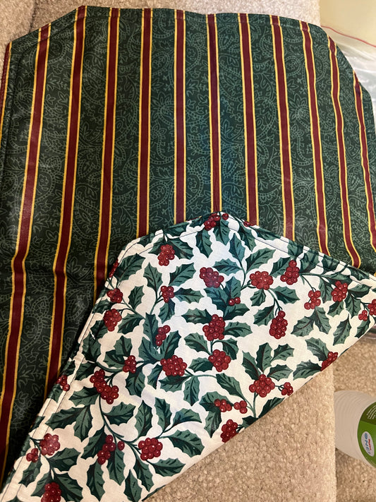 Longaberger reversible placemats in traditional Holly & imperial stripe