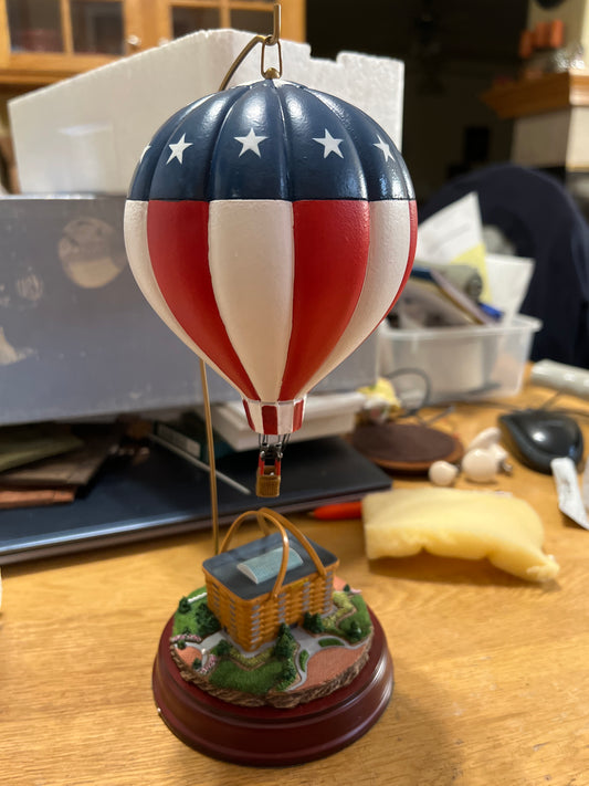 Longaberger 2004 sky bound balloons home office in original box