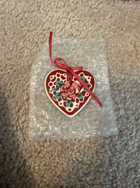 Longaberger sweetheart sentiments tie on