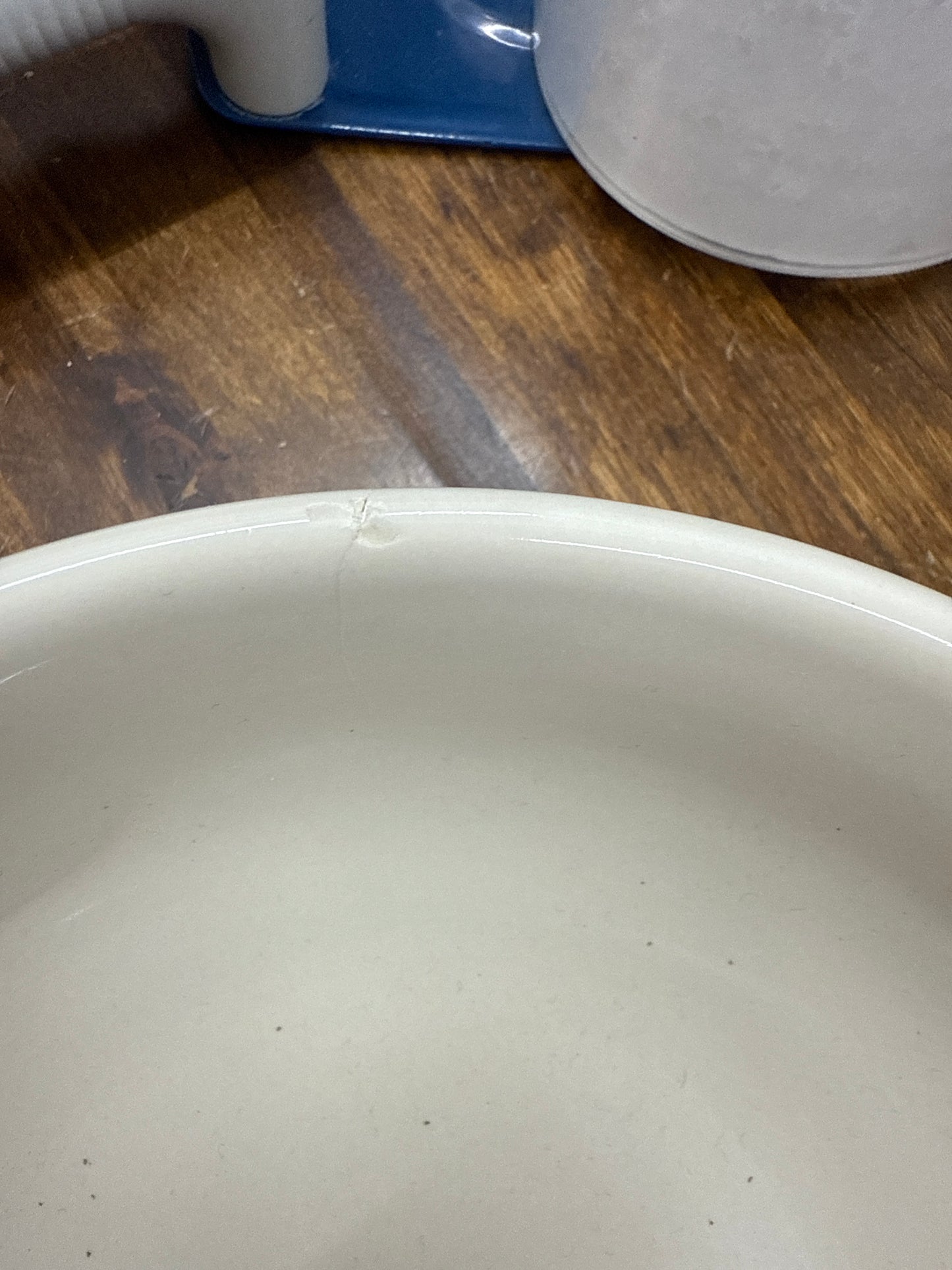 Holly cereal bowl (has small chip)