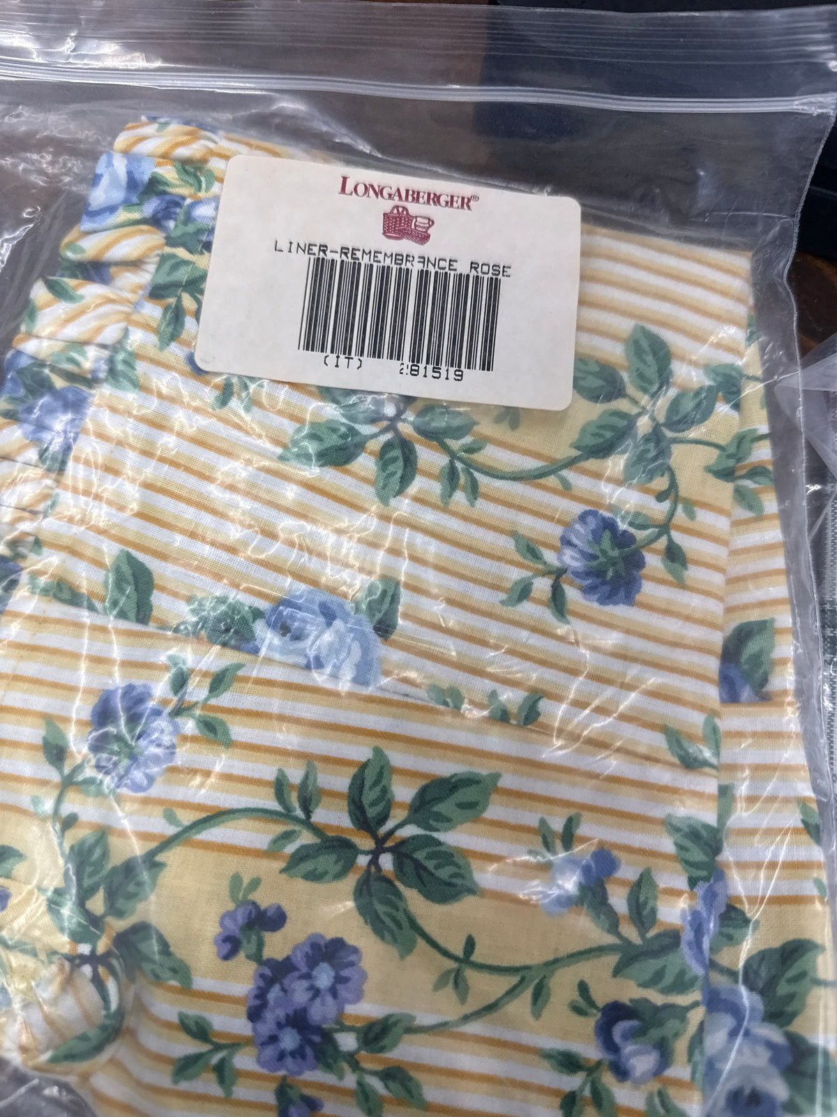 Longaberger remembrance liner in rose trellis