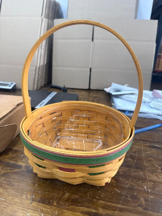 Longaberger 1999 Easter basket with protector