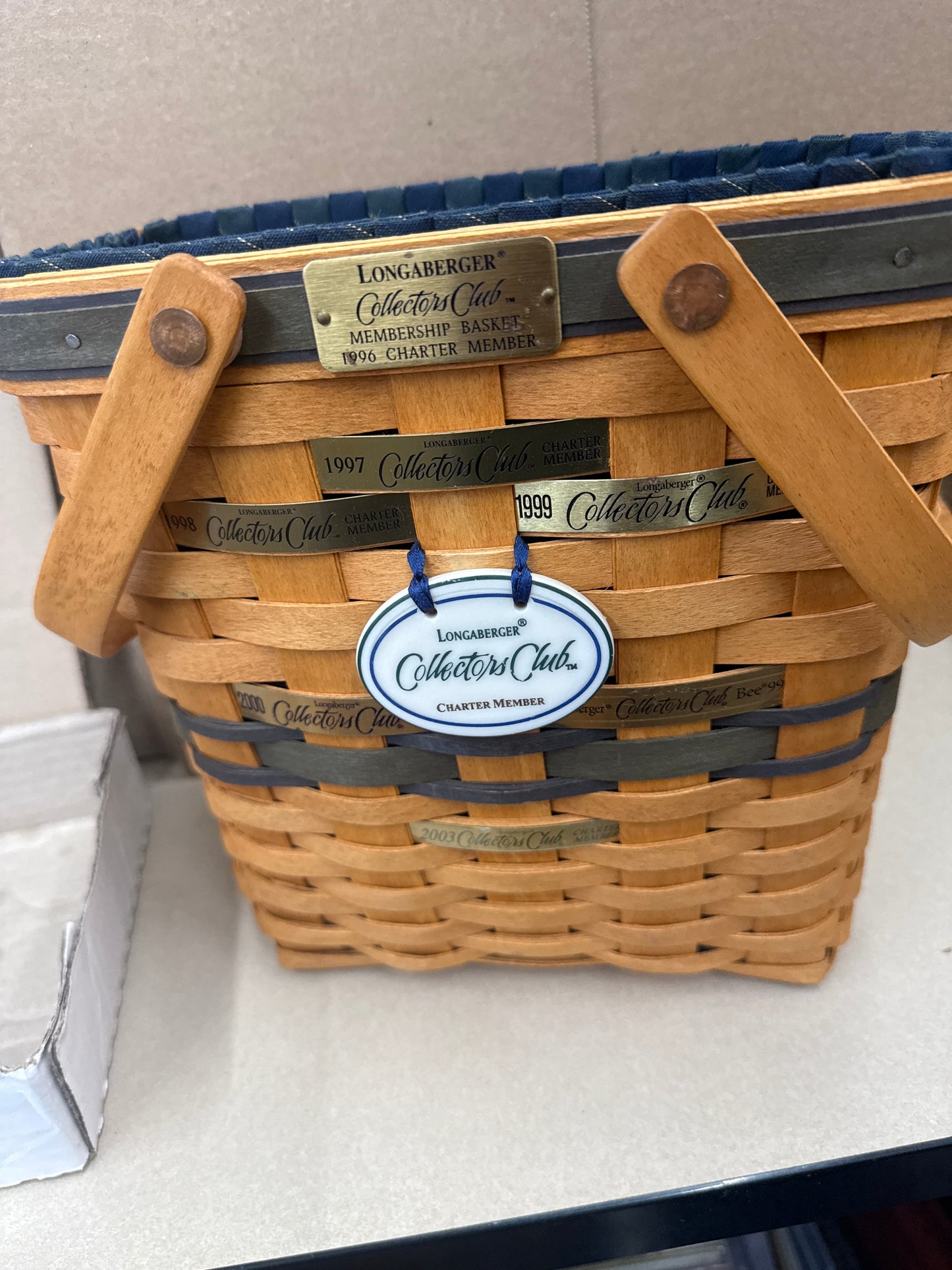 Longaberger 1996 charter member basket with liner, protector, and tie on