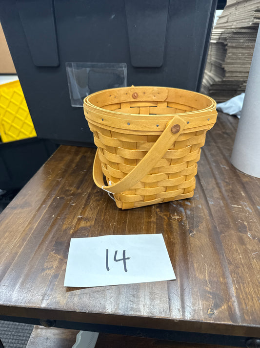 Longaberger 7” measuring basket