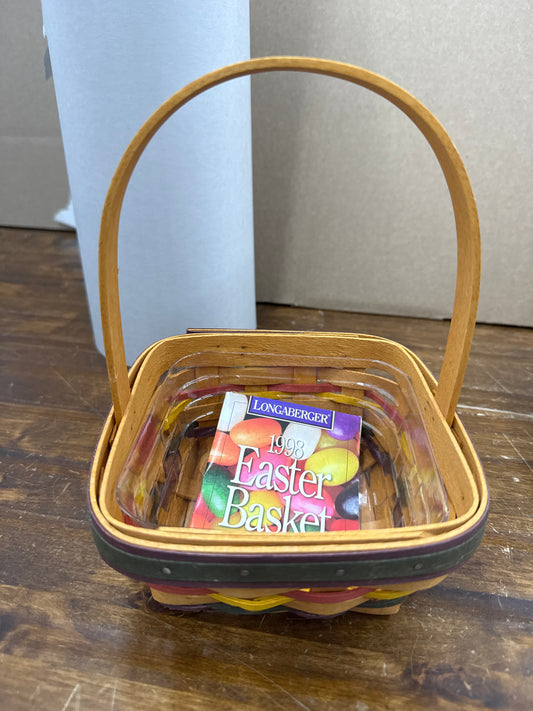 Longaberger 1998 Easter basket with protector