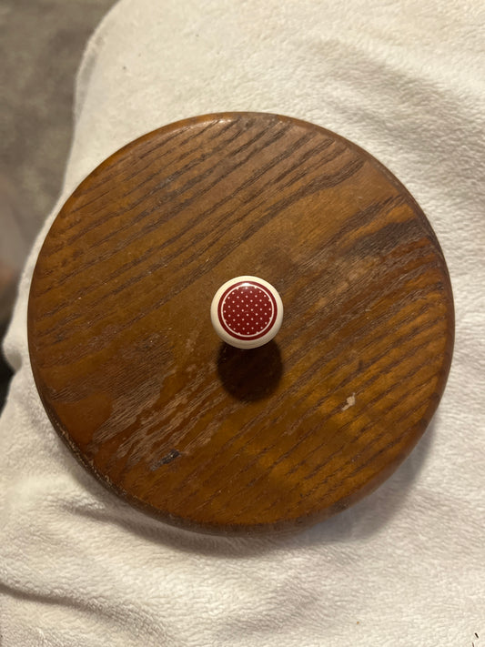 K.S. Lanam 4.75” round lid