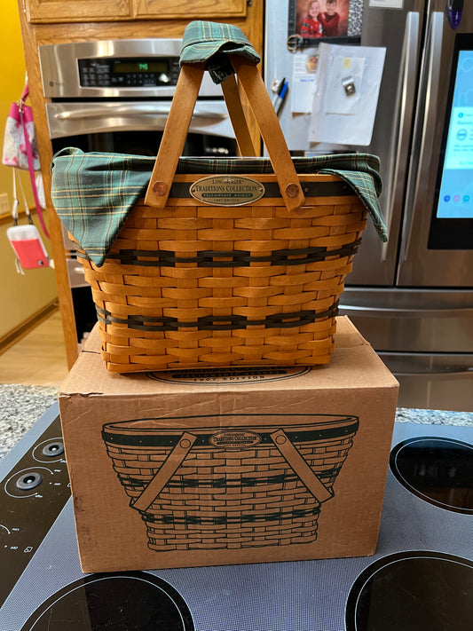 Longaberger fellowship basket with liner,protector & handle grip