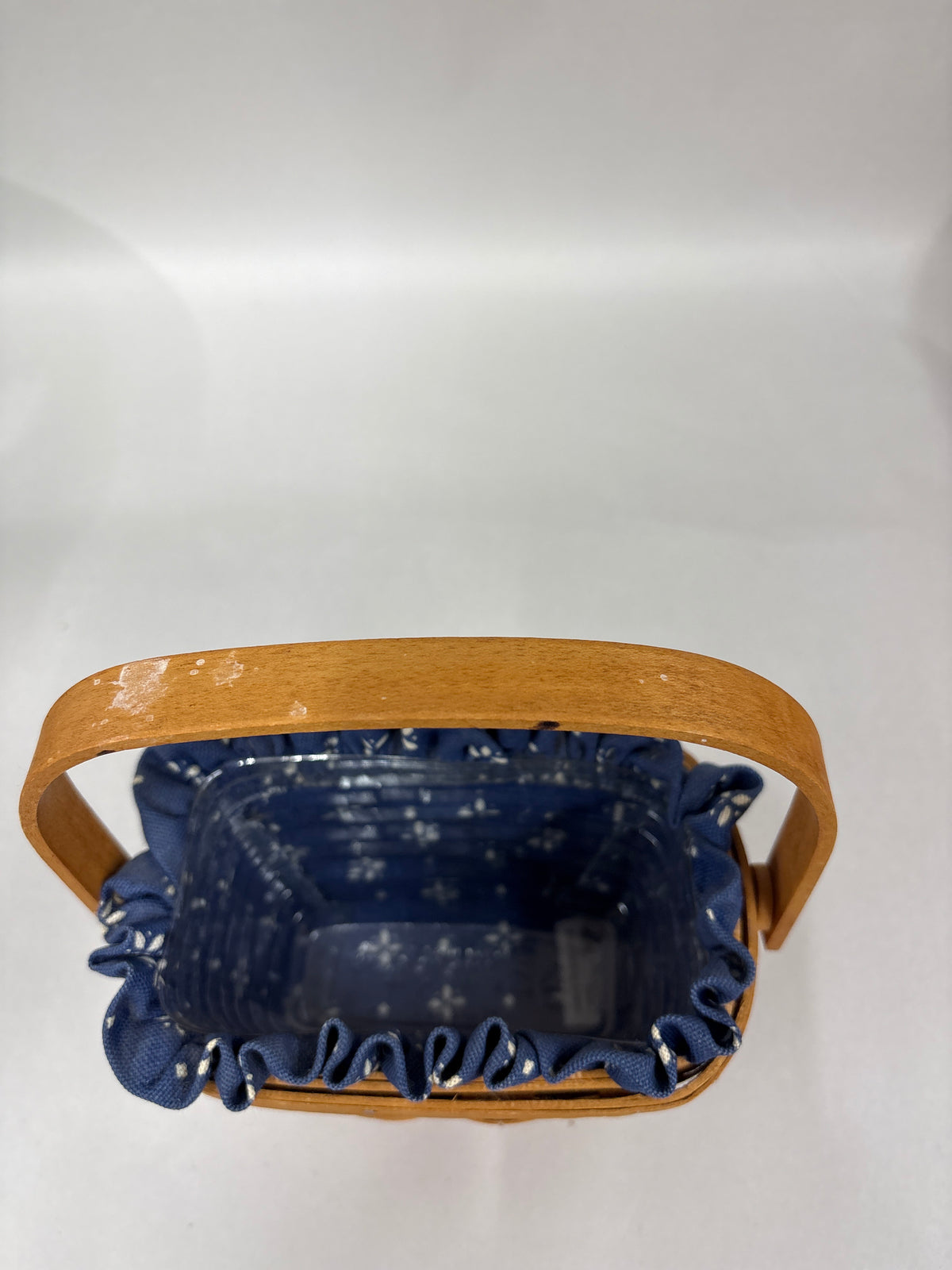 Longaberger 1997 Horizon of Hope Basket with Liner, Protector. Please note pictures for white stains