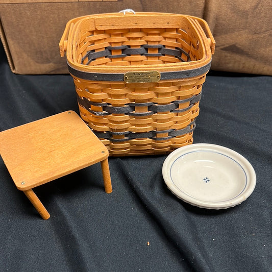 Longaberger JW Collection Miniature 1999 Edition Two Pie Basket with Riser and Dish