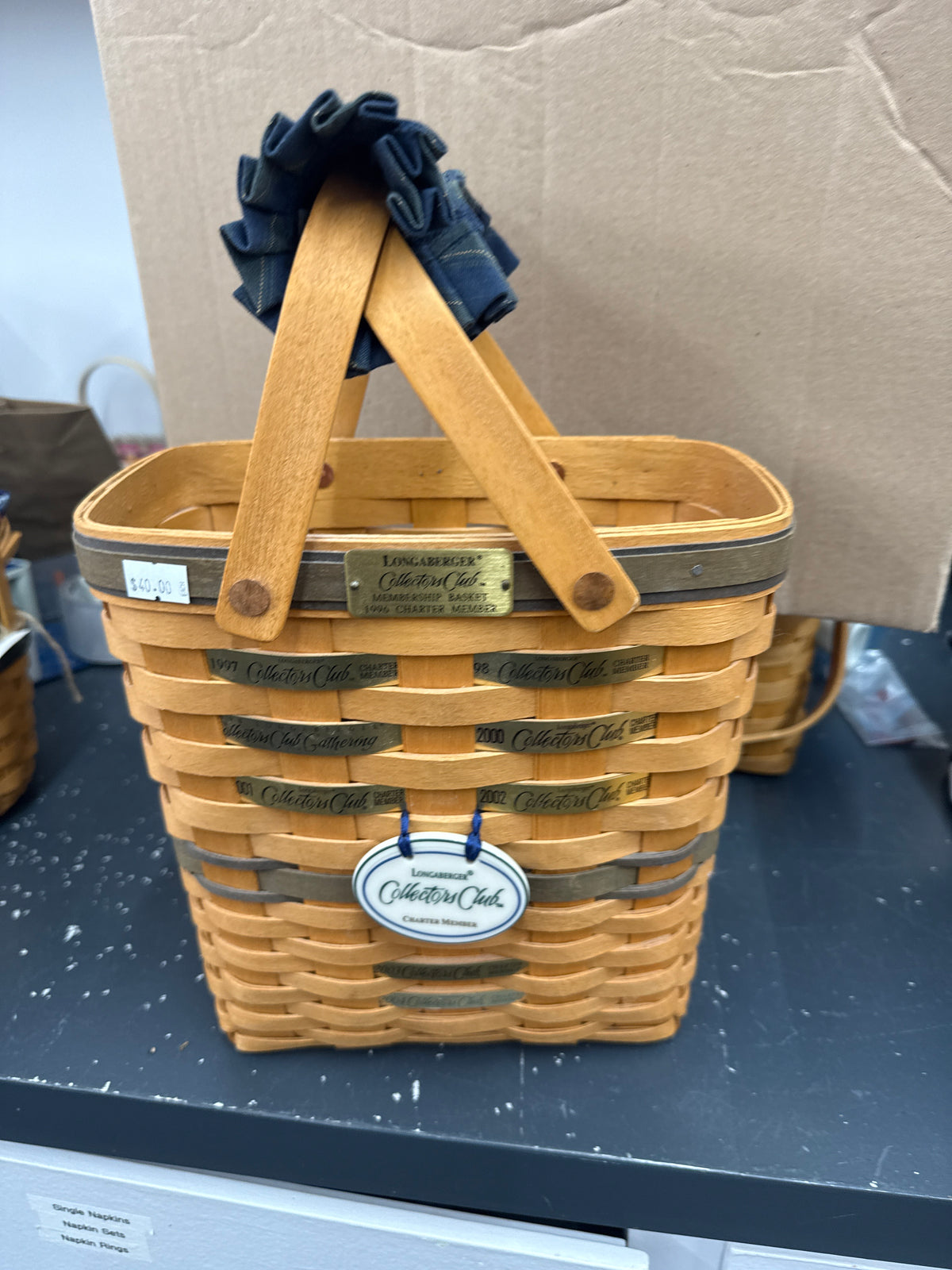 Longaberger 1996 collector’s club charter member basket with tie on and handle gripper