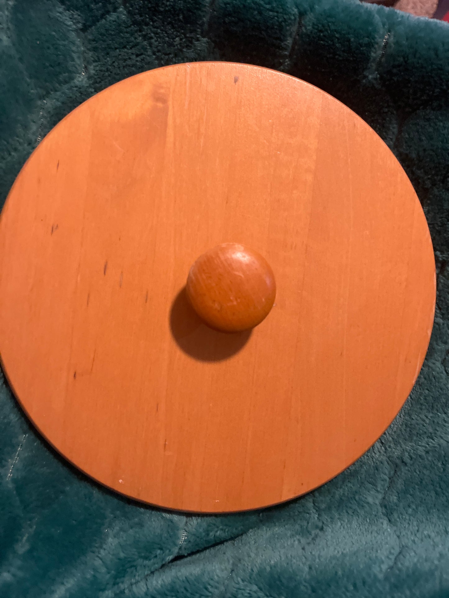 Longaberger 8” round kid