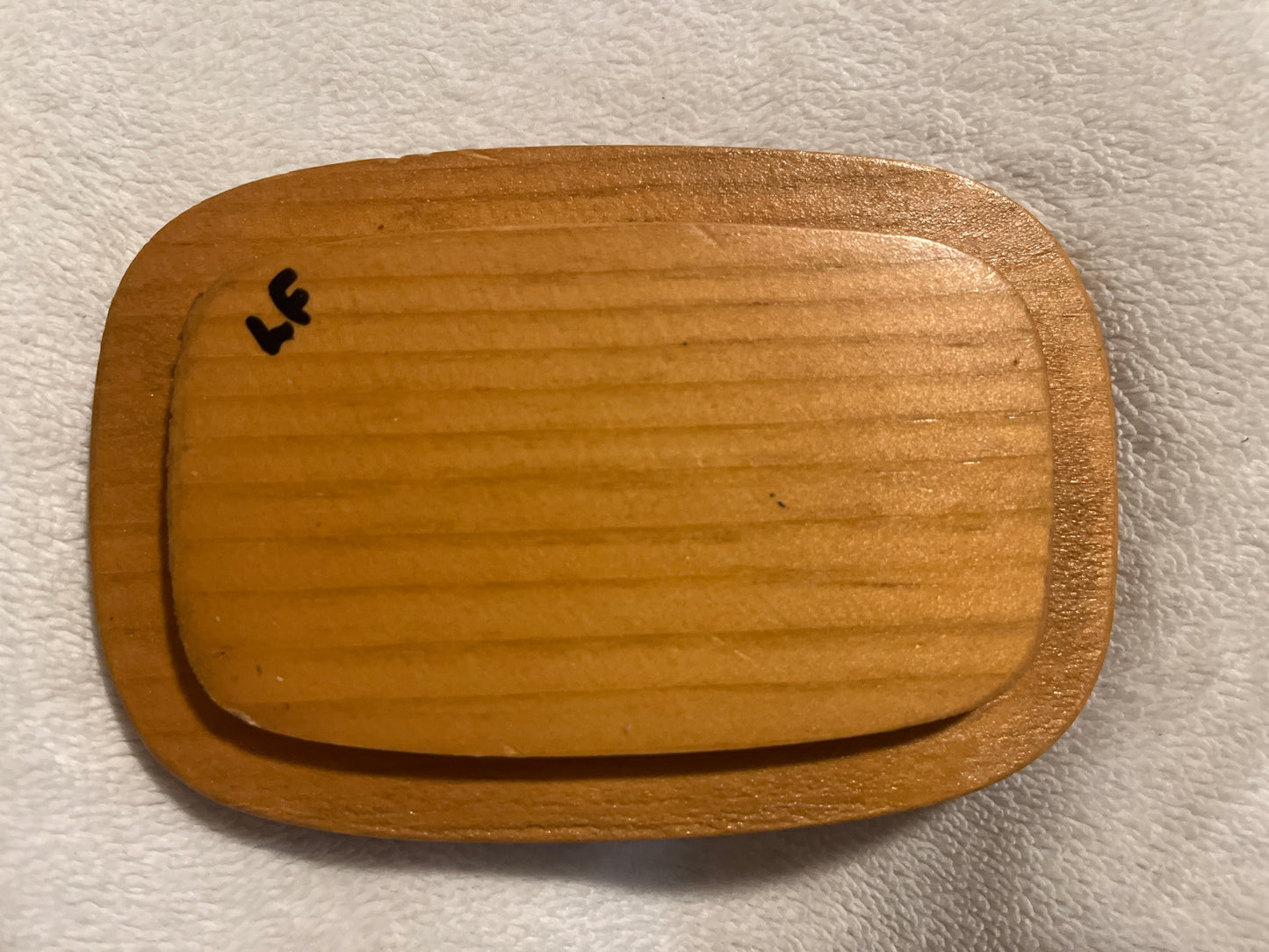 4.75”x3.75” lid - star design