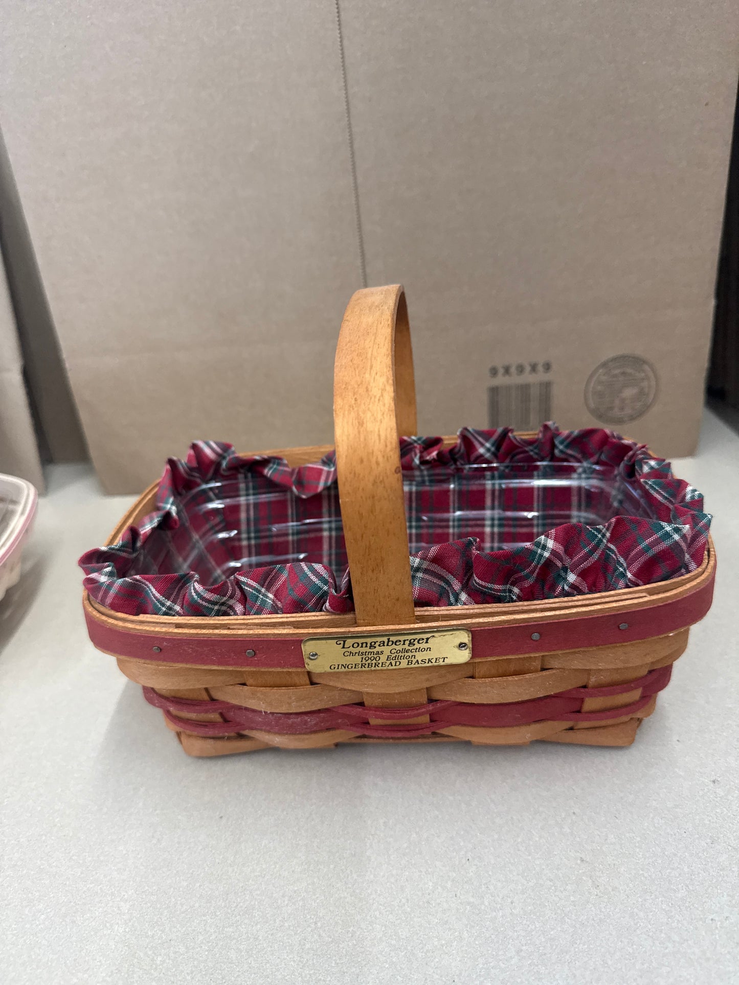 Longaberger gingerbread basket with liner and protector