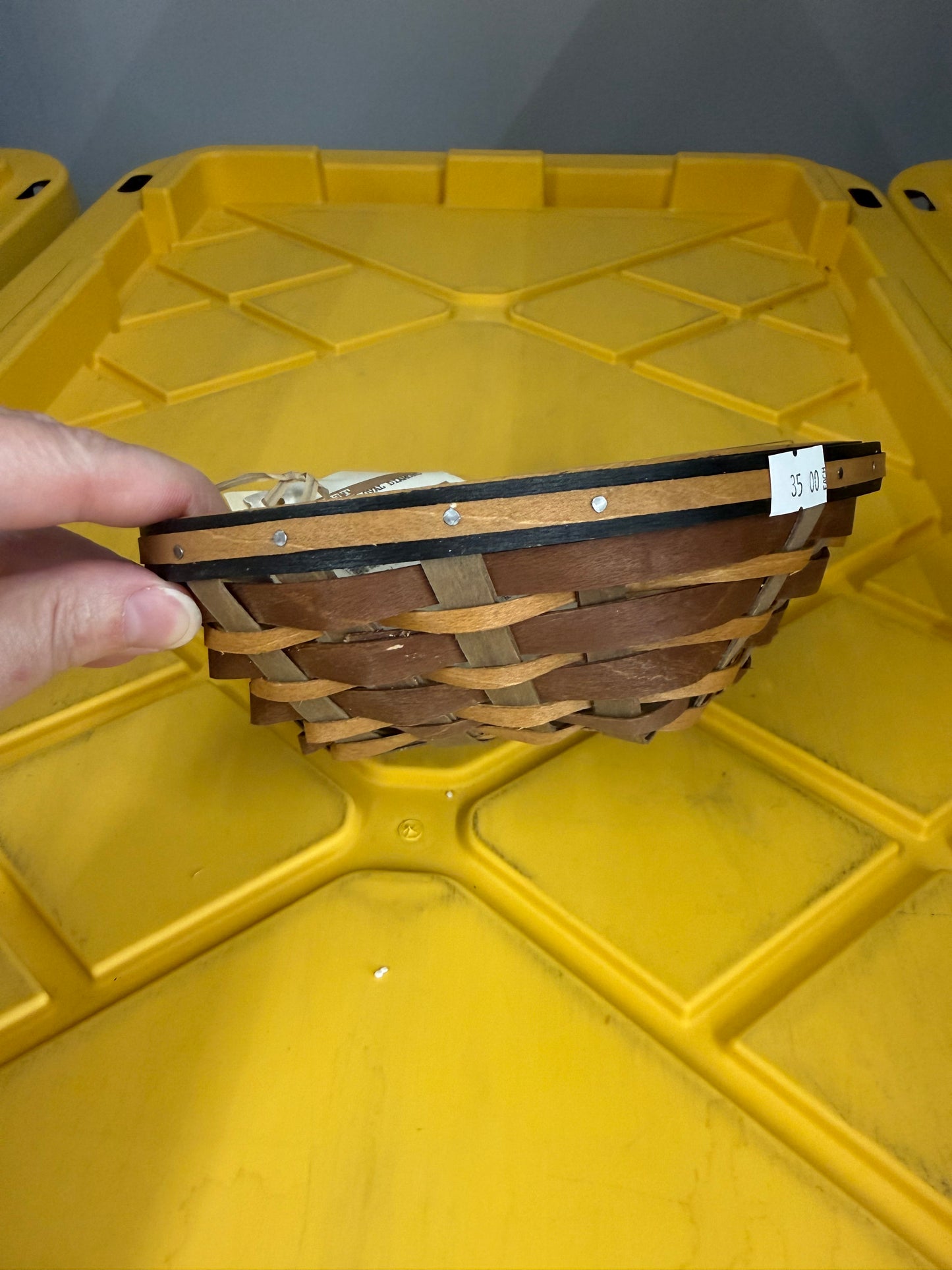 Longaberger chestnut small oval diamond basket