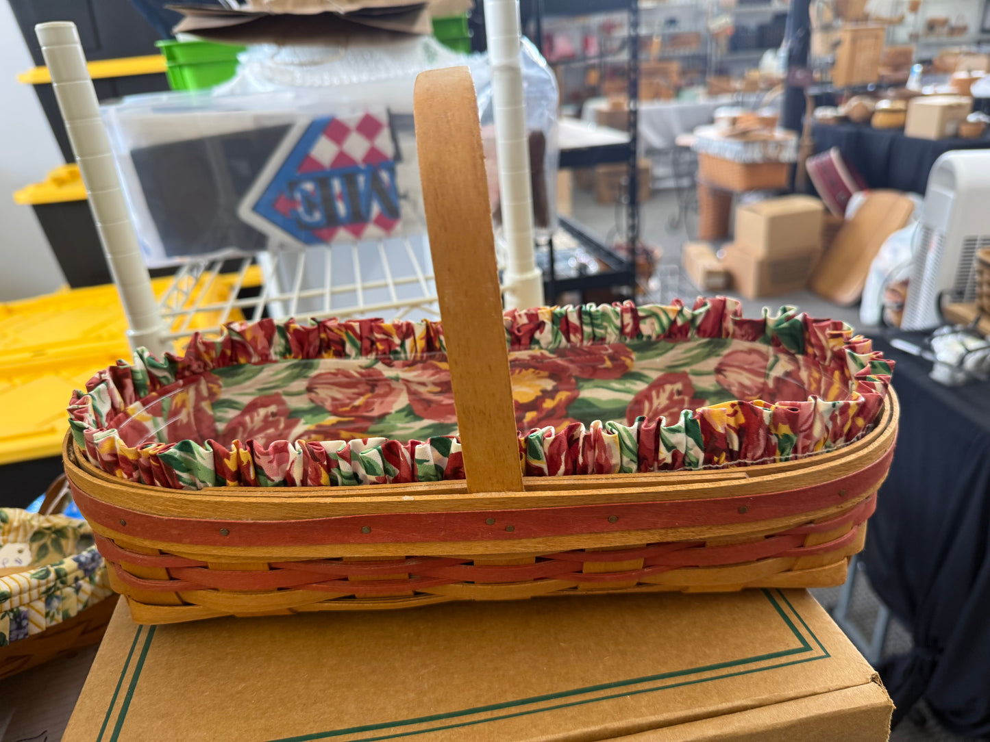 Longaberger tulip basket with liner and protector