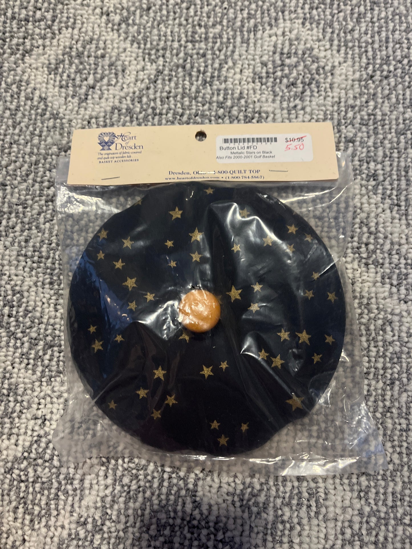Heart of Dresden button lid black w/ metallic stars