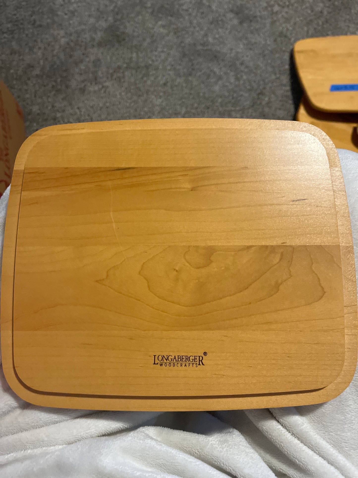 Longaberger 11”x9” rectangular lid with raised ridge