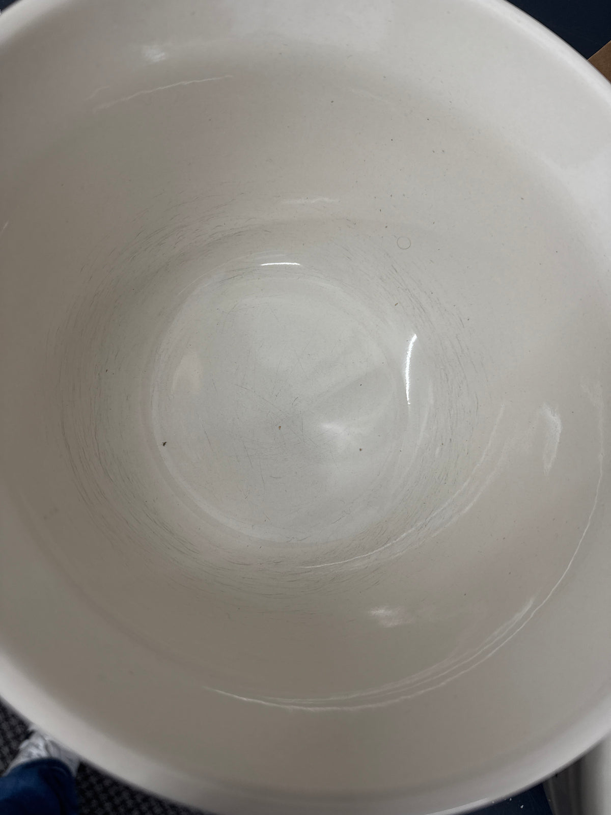 Longaberger set of 3 bowls in heritage green (L, M, S)-does have some utensil marks in them)