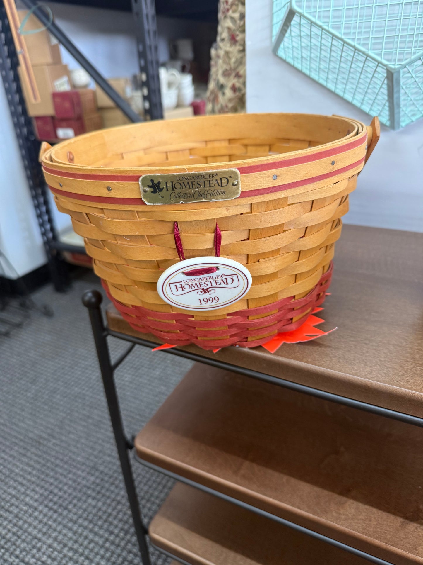 Longaberger 1999 homestead memories basket with tie on